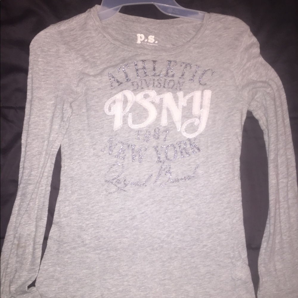 Grey long sleeve shirt